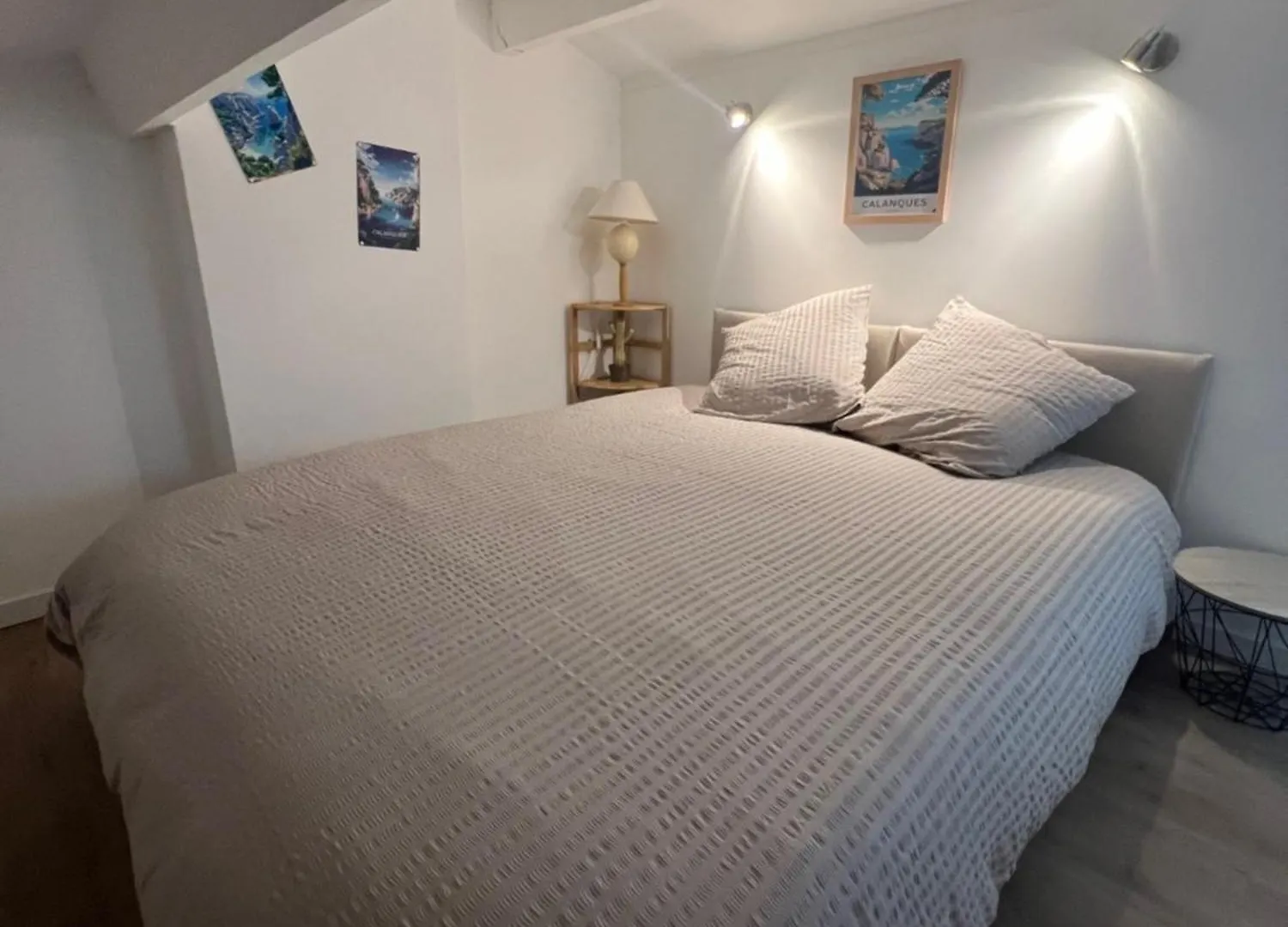 Villa Club 4 Personnes A Sanary Sur Mer, Piscine Commune De Mai A Septembre, Plage A 450M